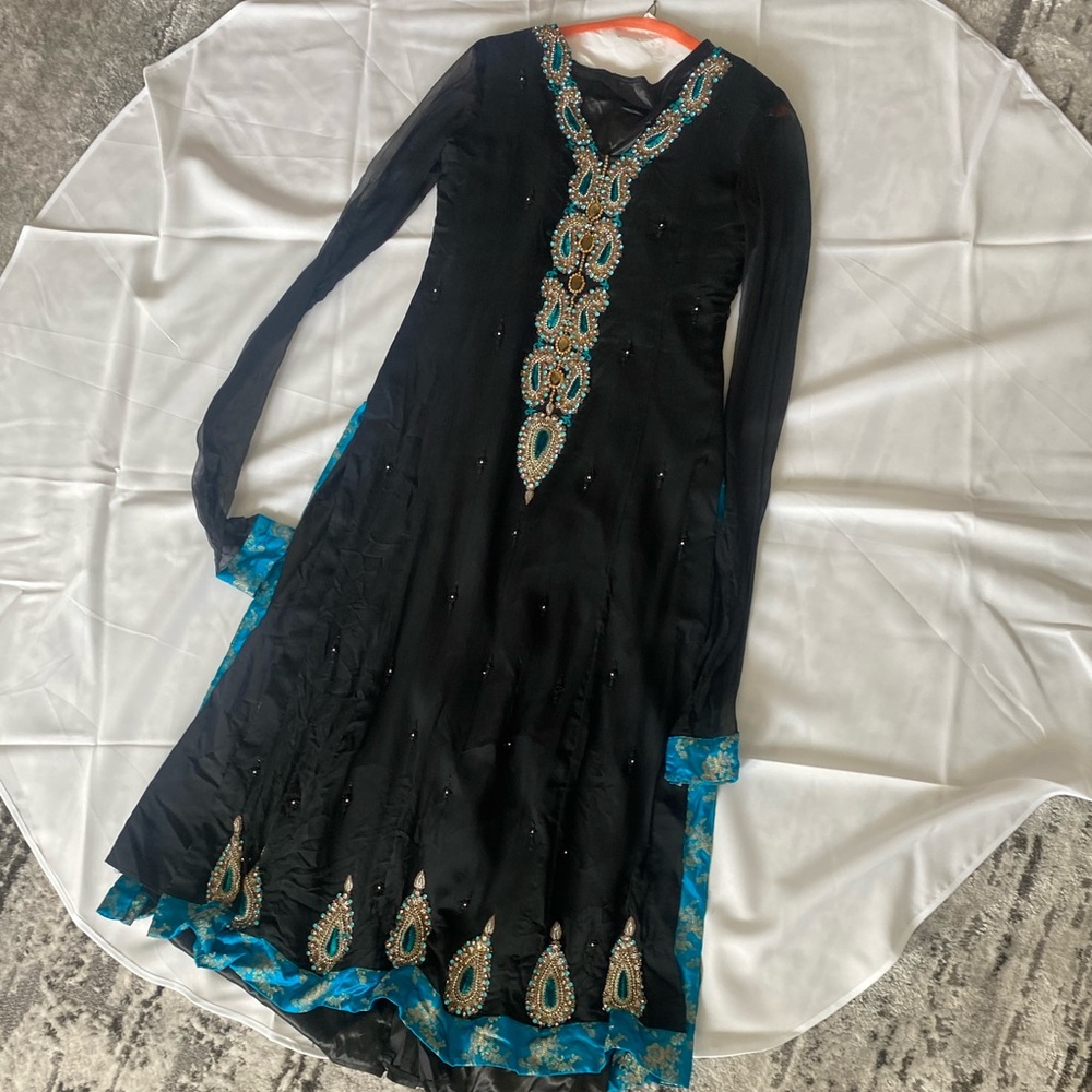 Desi Khamese Eid Party Gown two piece sari